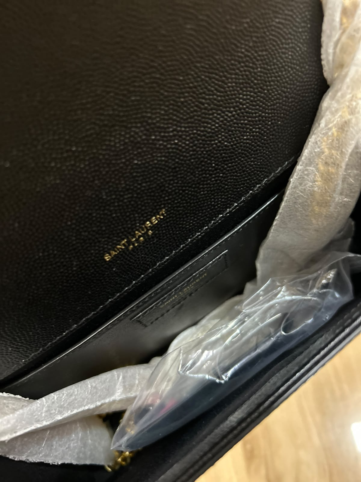 YSL MEDIUM CHAIN TEXTURED CALFSKIN CROSSBODY